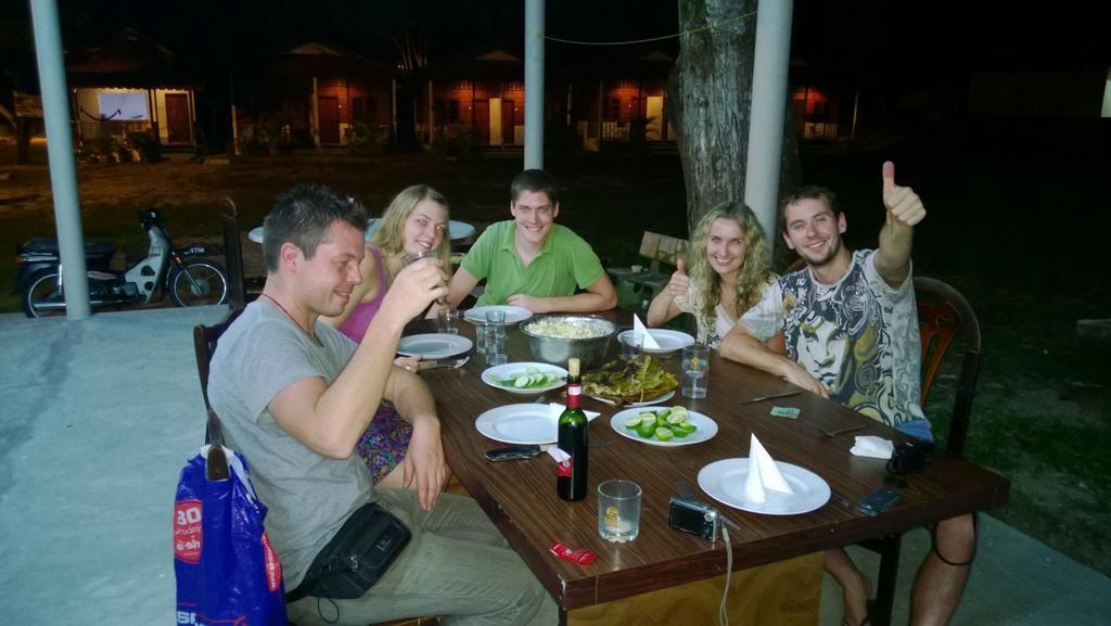 Pangkor Waterfall Beach Resort Kampung Teluk Nipah Ngoại thất bức ảnh