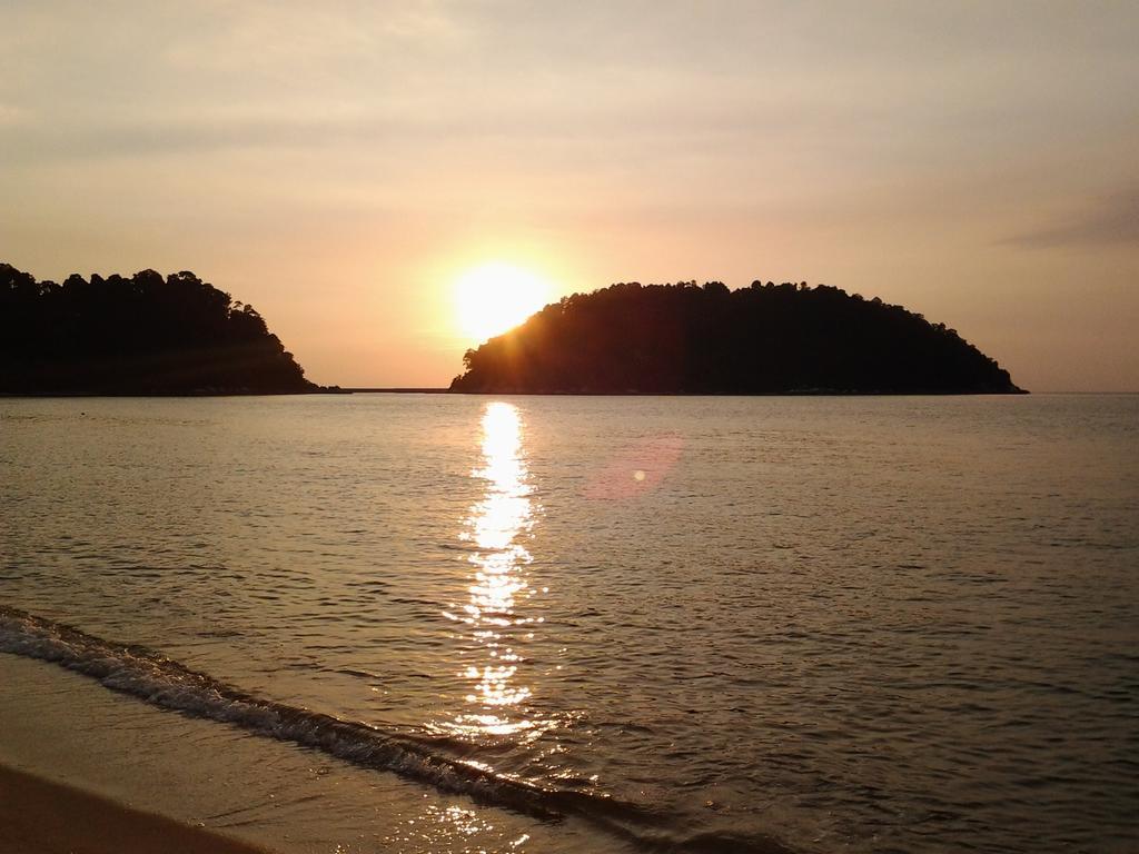Pangkor Waterfall Beach Resort Kampung Teluk Nipah Ngoại thất bức ảnh