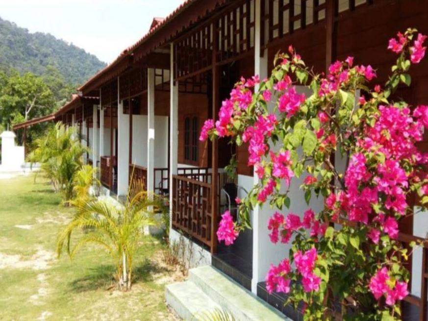 Pangkor Waterfall Beach Resort Kampung Teluk Nipah Ngoại thất bức ảnh